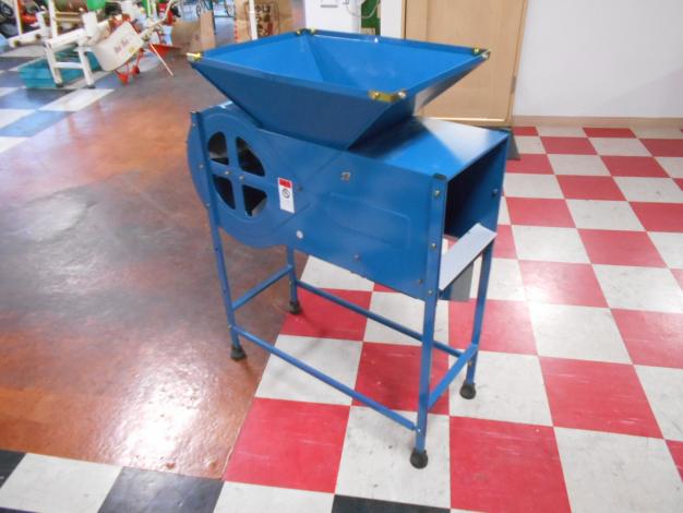 中古　清水工業　唐箕　　手動タイプ