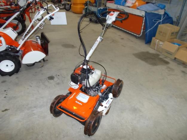クボタ　中古　自走式草刈機