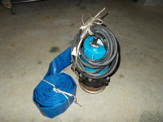 ツルミ　中古　水中ポンプ