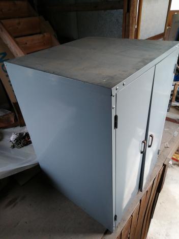 中古　米保管庫