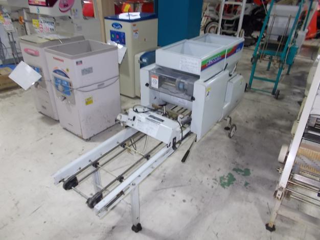 コンマ　中古　播種機