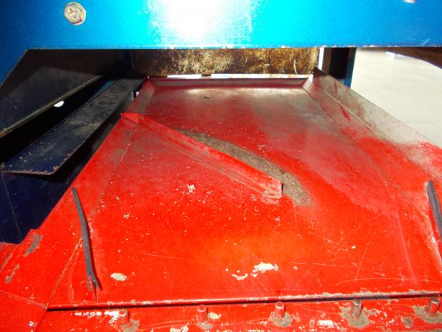 枝豆もぎ取り機（脱莢機）エンジン仕様　値下げ交渉承ります 枝豆もぎ取り機（脱莢機）エンジン仕様 値下げ交渉承ります