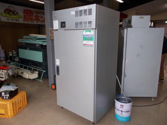 福島工業　中古　保冷庫