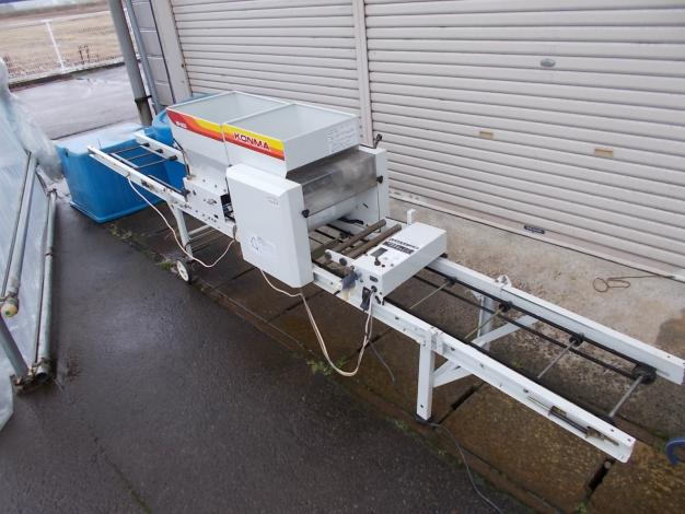 コンマ　中古　播種機