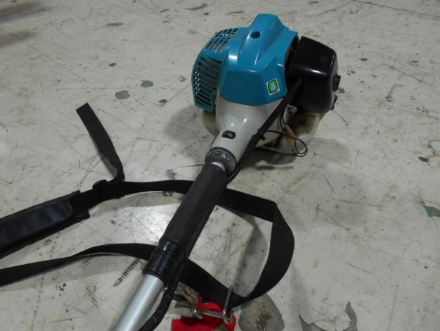 クボタ　中古肩掛刈払機