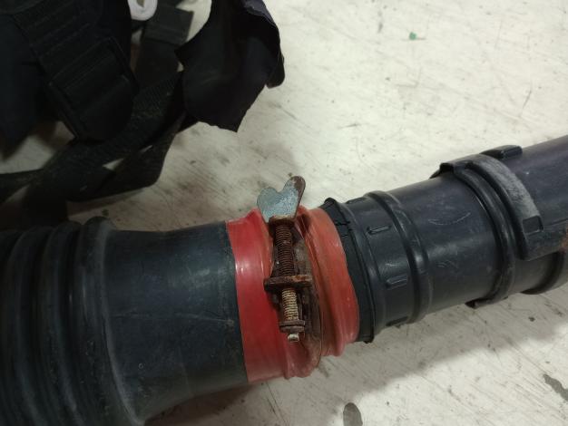 三菱　背負動力散布機