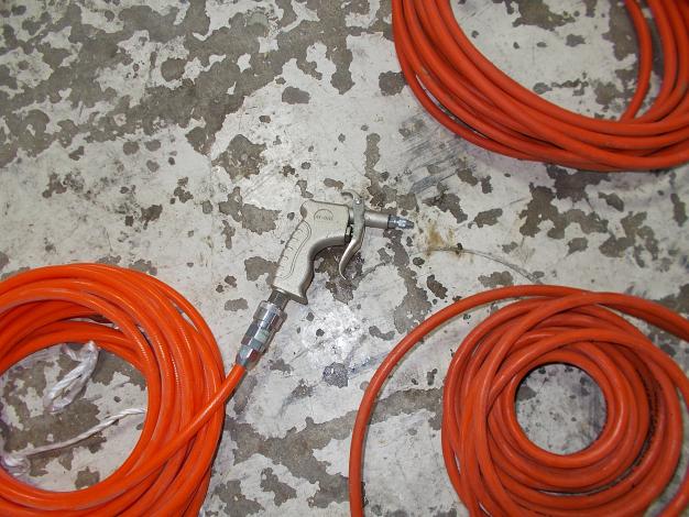 イワタ　中古　コンプレッサー