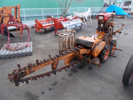 カワベ　中古　トレンチャー
