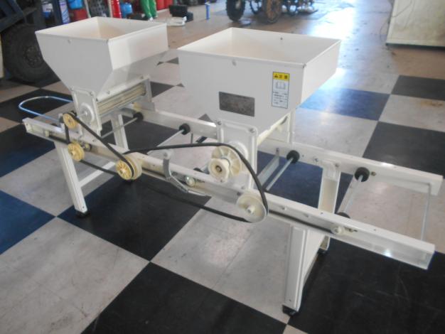 スズテック　中古　播種機　手回し