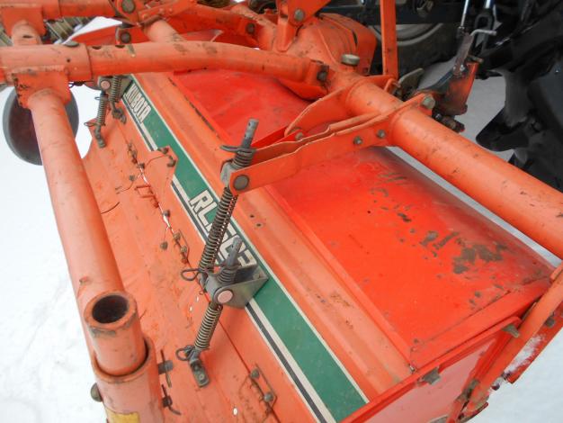 中古　クボタトラクター