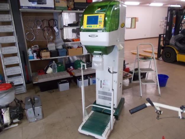 タイガー　中古　選別計量機