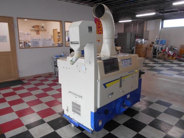 中古　サタケ　籾摺り機　4インチ