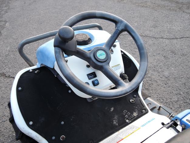 ISEKIアグリ（アグリップ） 中古 難あり 乗用草刈機 乗用モア