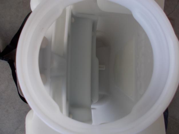 工進　中古　乾電池式噴霧器