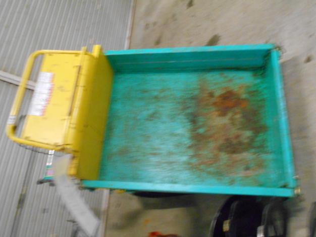 築水中古運搬車