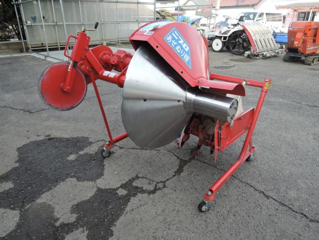 ニプロ 中古 畦塗り機