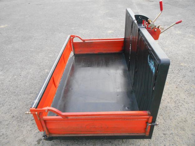 中古　整地キャリア　トラクター ダンプ