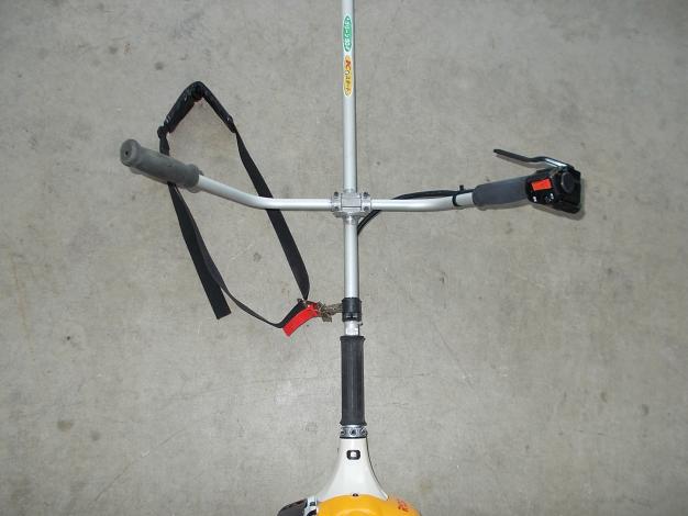 リョービ　中古　刈払機