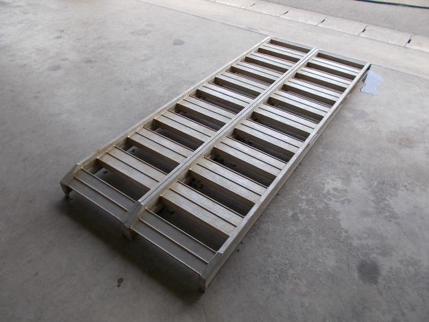 中古　アルミブリッジ