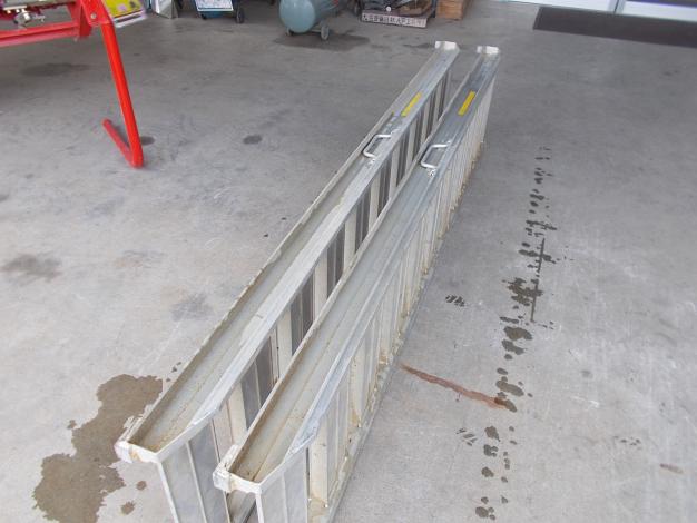 中古　アルミブリッジ