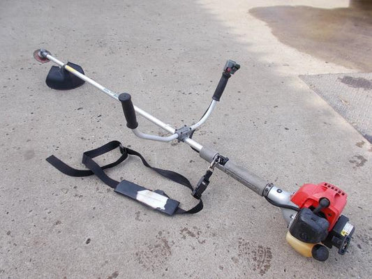 コマツゼノア　中古　刈払機