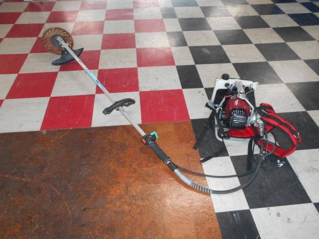 中古　ビーバー　刈払機　背負い式