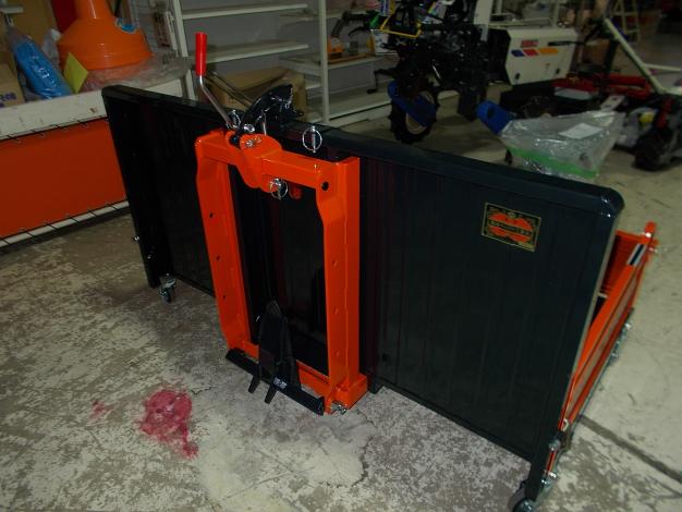 冨士トレーラー　未使用　整地キャリア