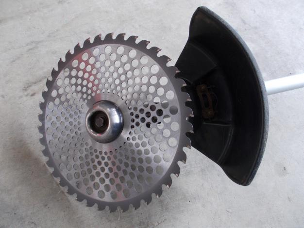 エコー　中古　刈払機