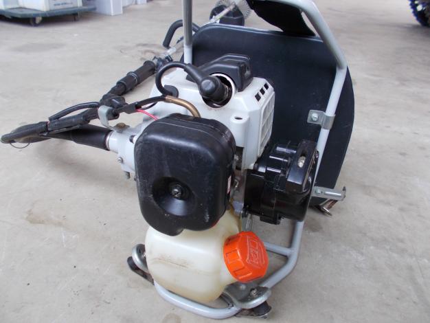 エコー　中古　刈払機