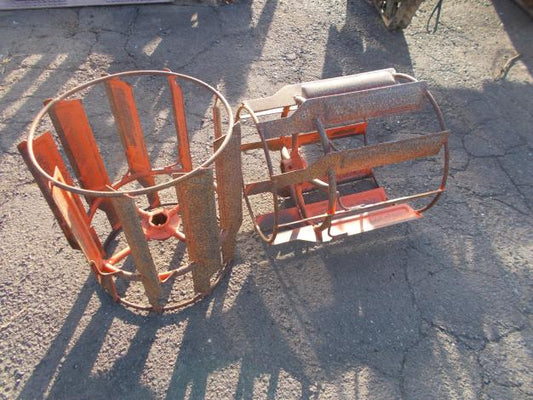不明　中古　耕耘機用カゴ車輪