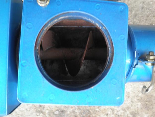 穀物運搬機