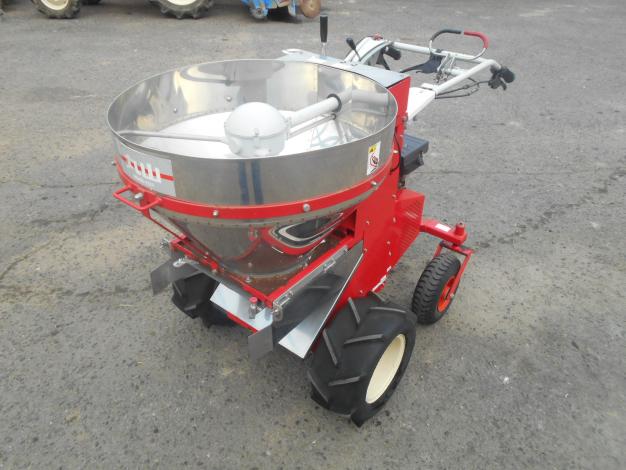 丸山 中古 自走式 肥料散布機