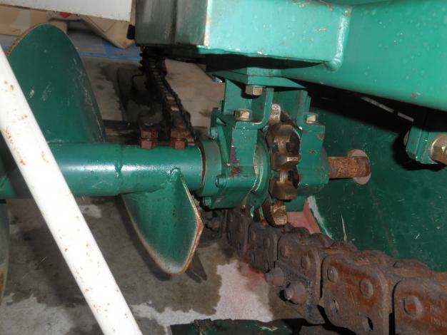 堀取トレンチャー