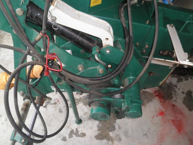 堀取トレンチャー