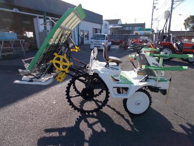 ヤンマーすこやかローター付田植機(枕地整地) – 農キング