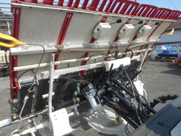 ヤンマー　中古　田植機　6条