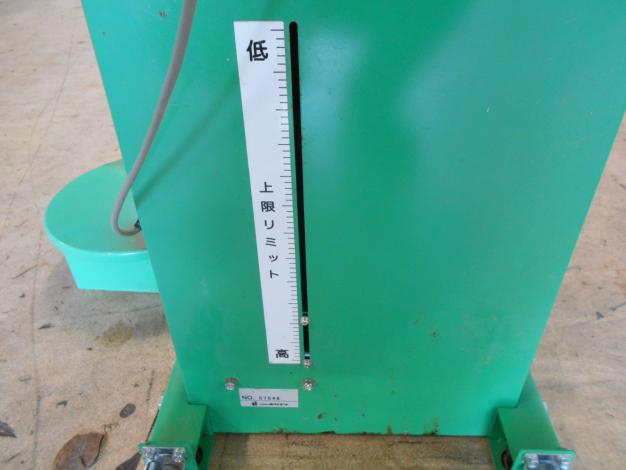 中古　ホクエツ　米袋昇降機