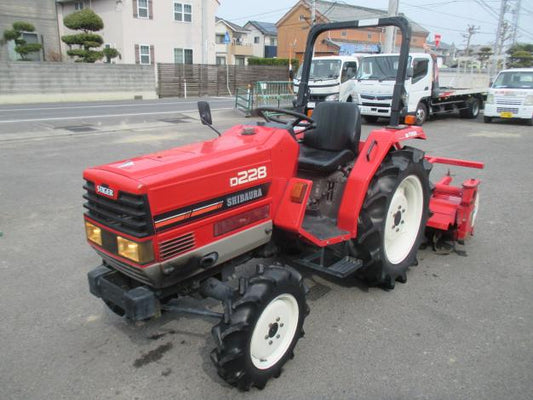 シバウラ　中古　トラクター