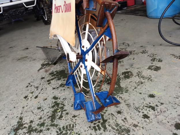 吉徳　中古　乗用溝切機