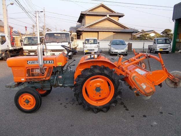 クボタ トラクター 二輪駆動15馬力 – 農キング