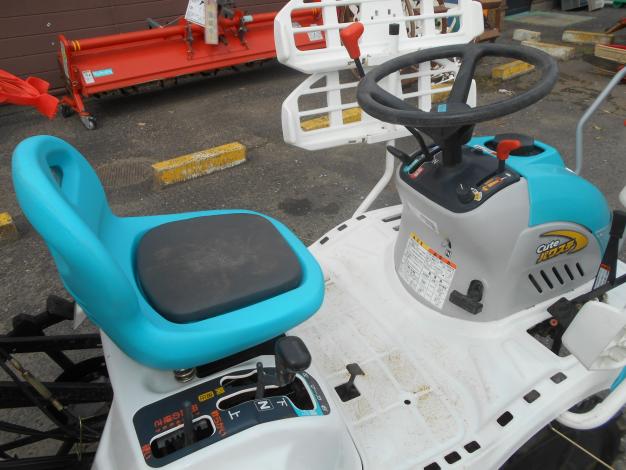 中古　クボタ　田植機　4条