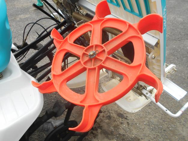 中古　クボタ　田植機　4条