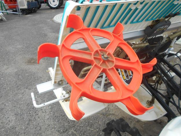 中古　クボタ　田植機　4条