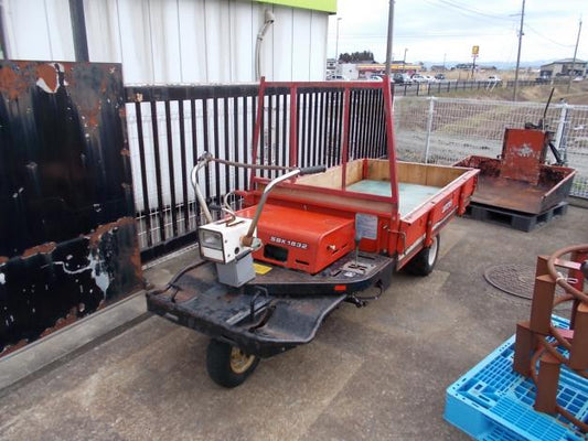 シバウラ　中古　運搬車