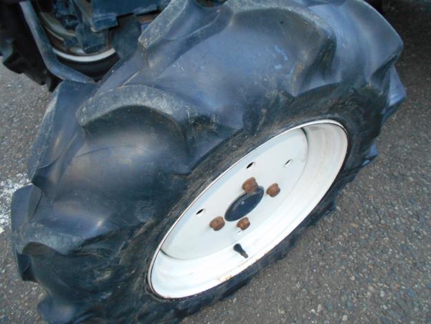 中古　イセキトラクター