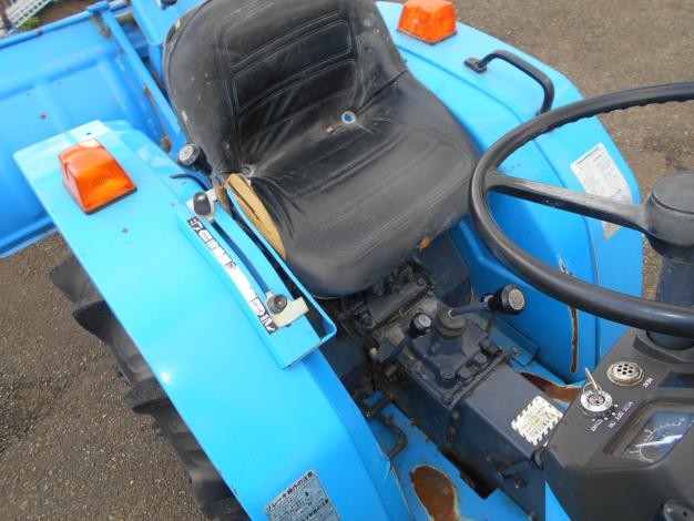 中古　三菱トラクター