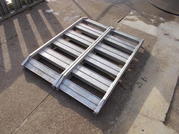 昭和　中古　アルミブリッジ