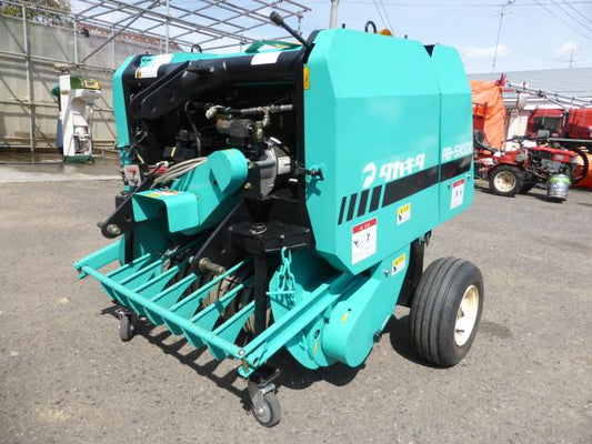 中古 ミニロールベーラー タカキタ