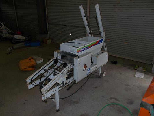 コンマ　中古　播種機