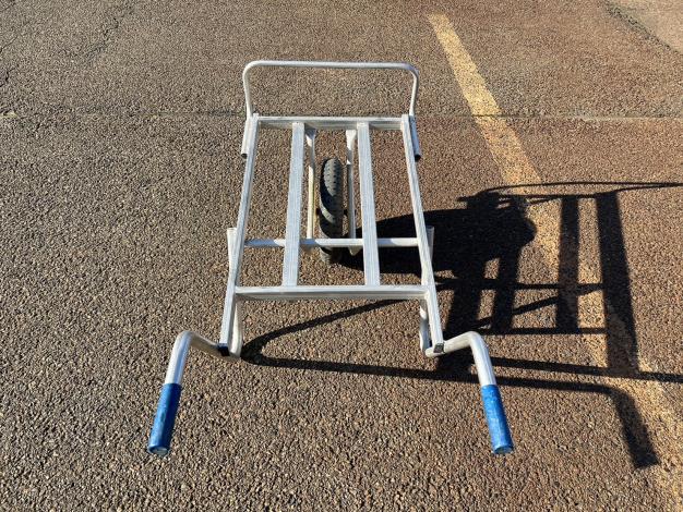 苗一輪車【中古】